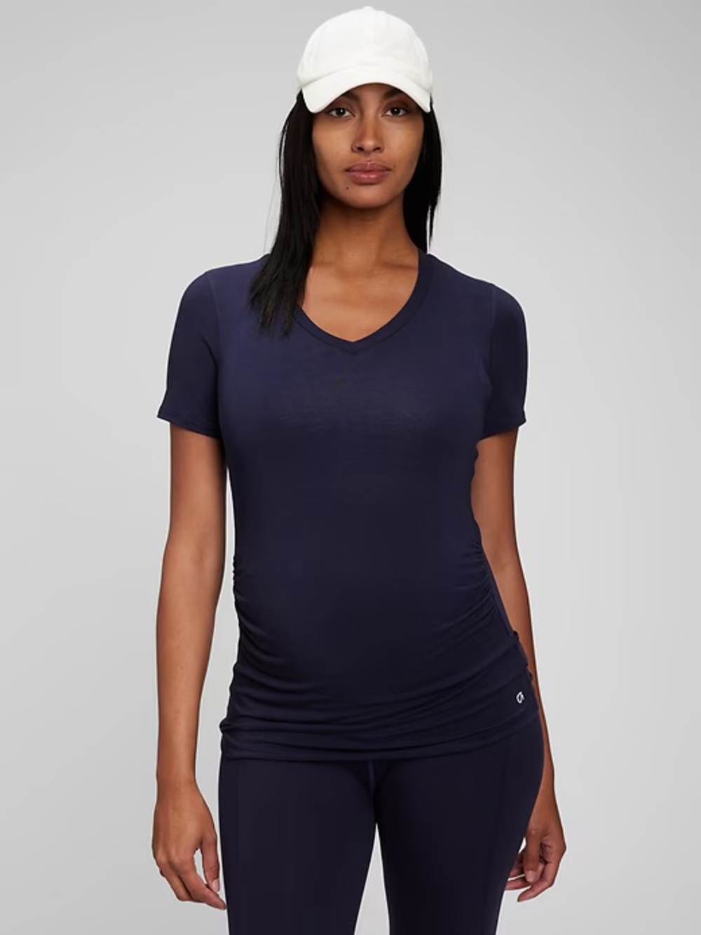 NWOT GapFit Breathe Maternity V-Neck Short Sleeve Tee - Navy